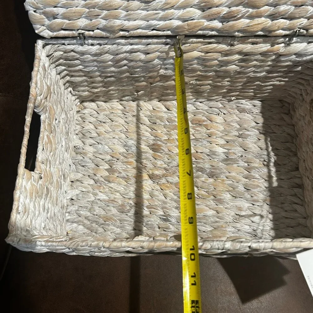 NWT Water Hyacinth Pantry Basket With Lid & Chalkboard Label
